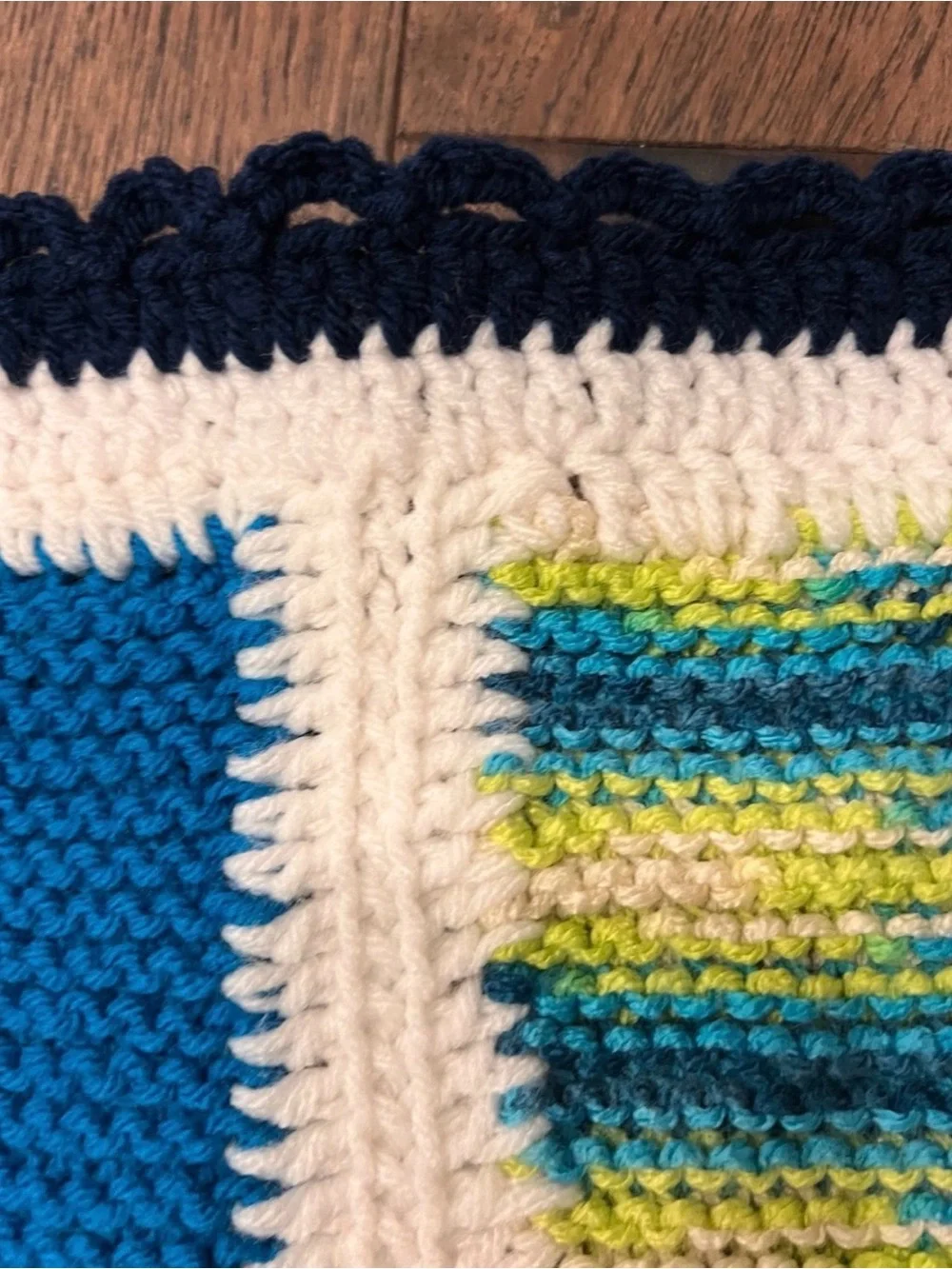 Handmade throw afghan 34 x 61